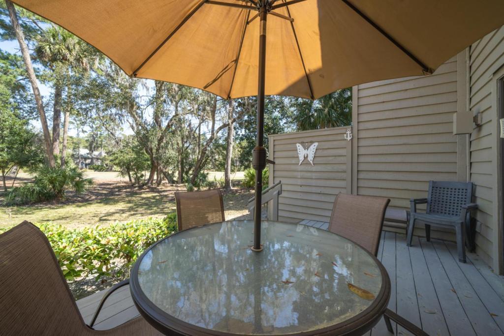 Golf View Two Bedroom With K Q And Fold Out Couch Bikes & Beach Gear Included Île de Hilton-Head Extérieur photo